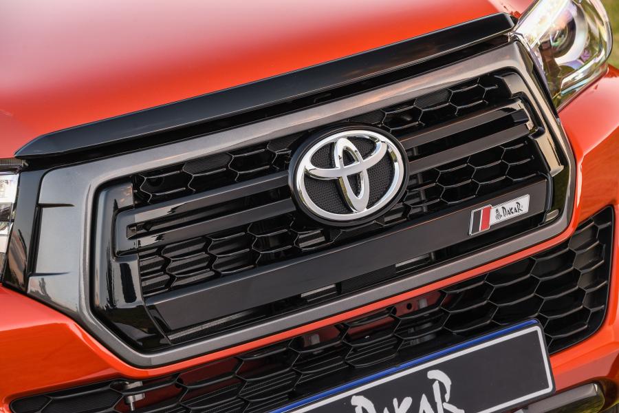 Детали экстерьера Toyota Hilux Dakar Double Cab 2018 года  (ZA) (фото 35 из 40)